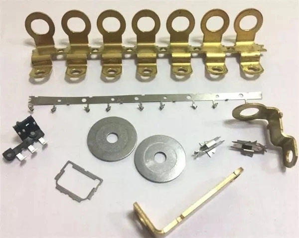 Stamping Hardware 17 Stamping Hardware 17